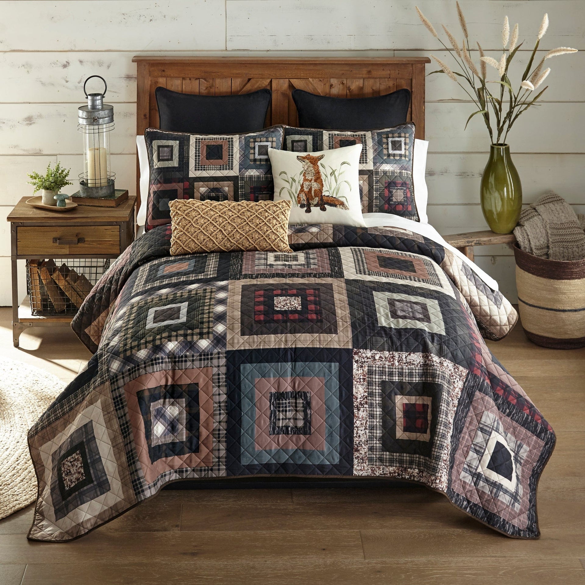 Hearthside Square Quilt Set