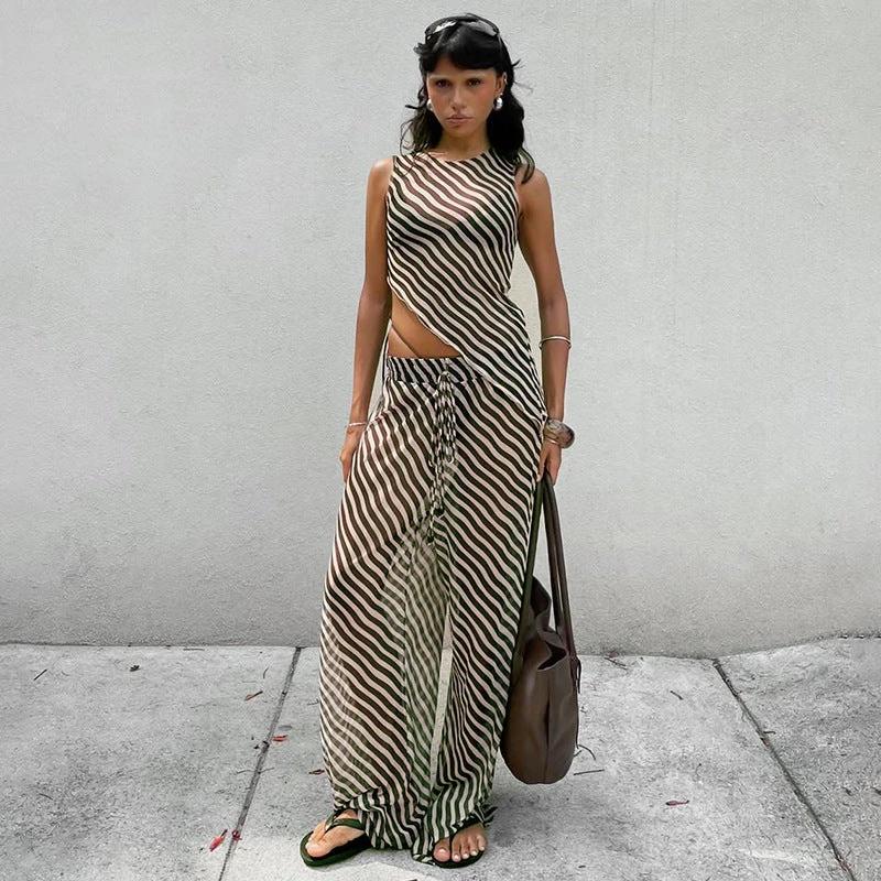 Women's Sleeveless Diagonal Stripes See-through Irregular Top Suit
