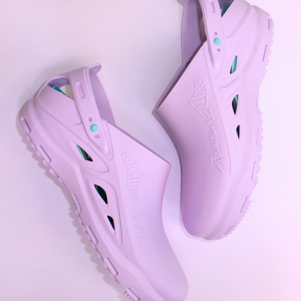 Calzuro Rebel Lavender Clogs