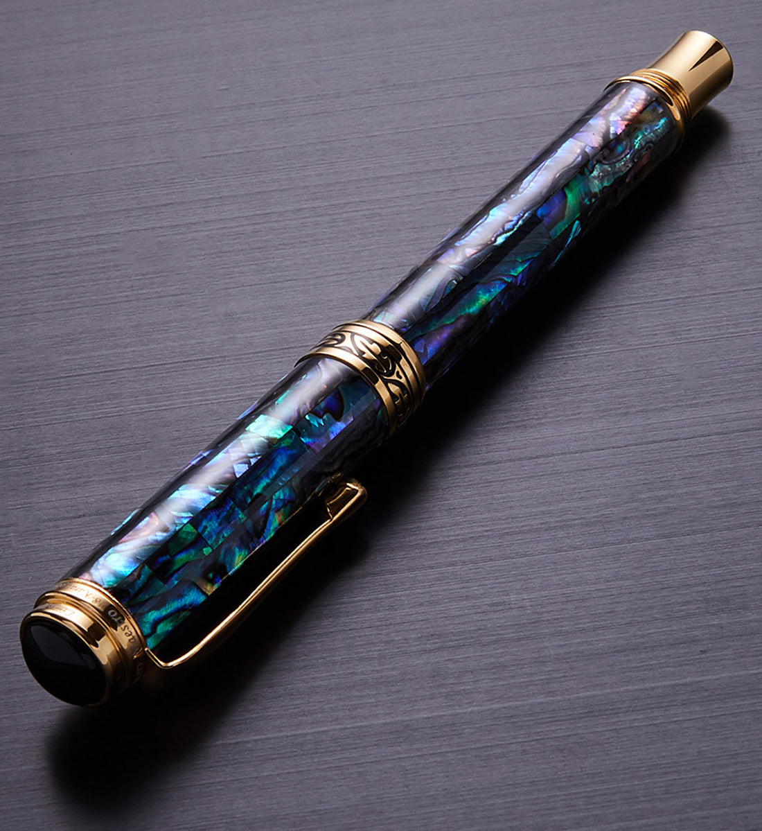 Maestro® Paua Abalone Sea Shell Fountain Pen (Medium Nib) - 18K Gold Plated