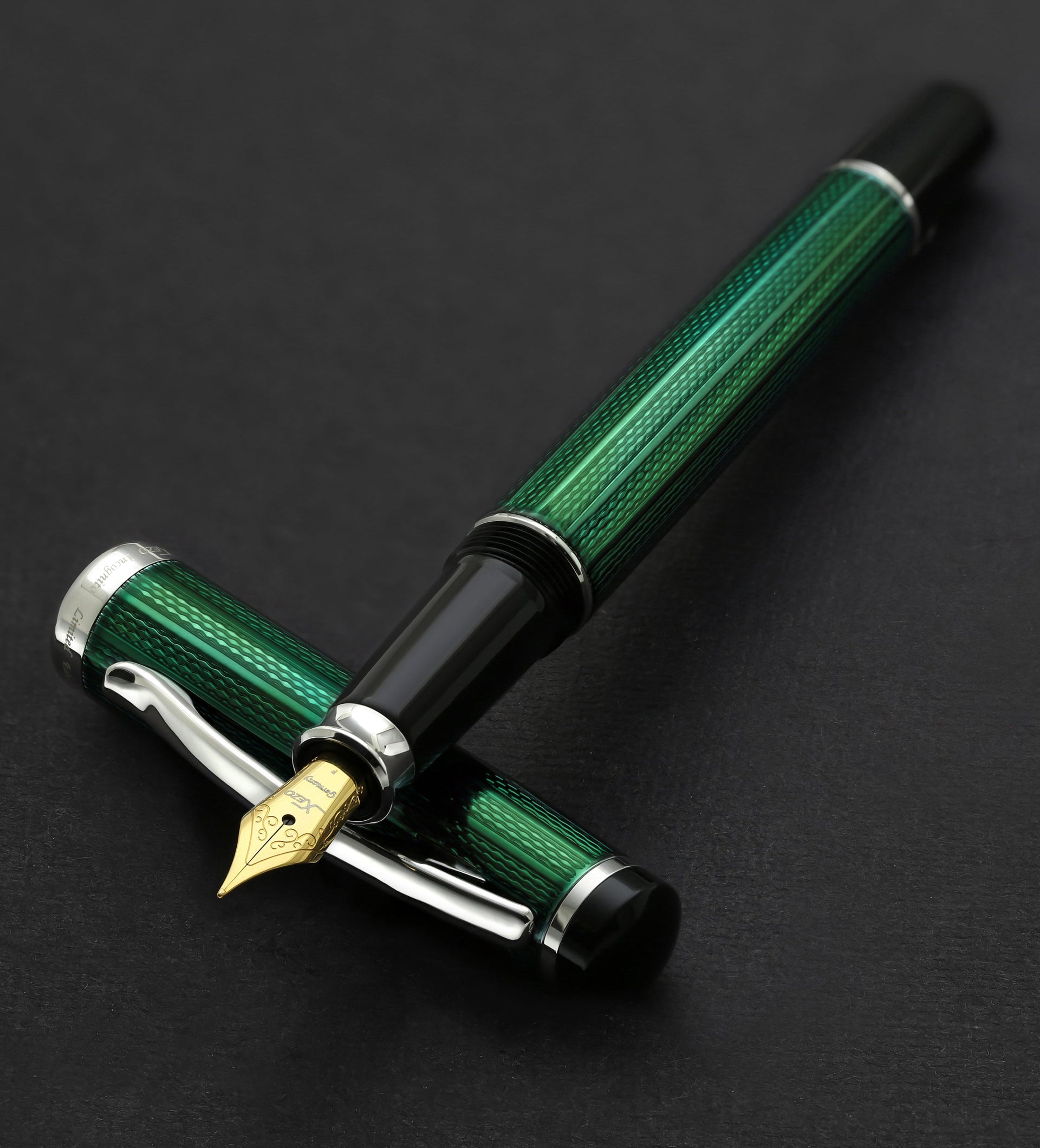 Incognito Diamond-Cut Lacquered Brass Fountain Pen (Fine Nib) - Forest Green