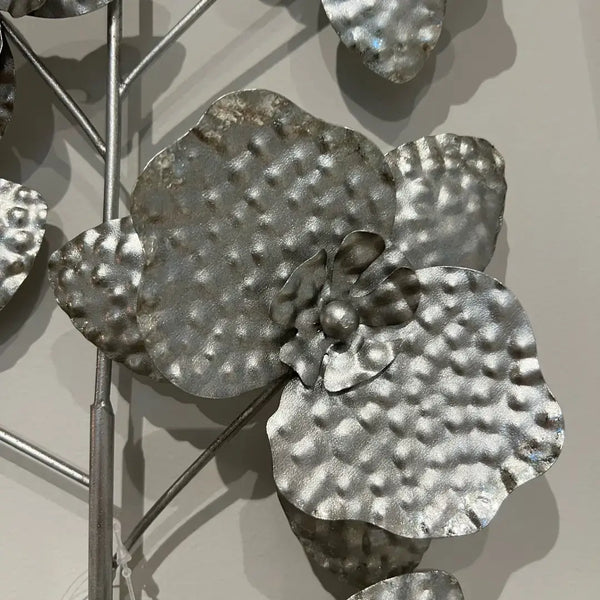 METAL FLOWER WALL DECOR