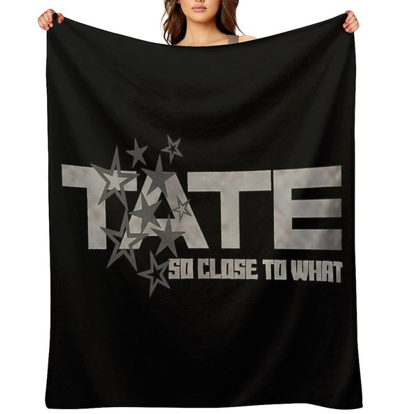 Tate McRae Miss Possessive Tour 2025 Concert Shirt – T8 Lips Hoodie & Fan Gift Merch Easy Care Throw Blanket