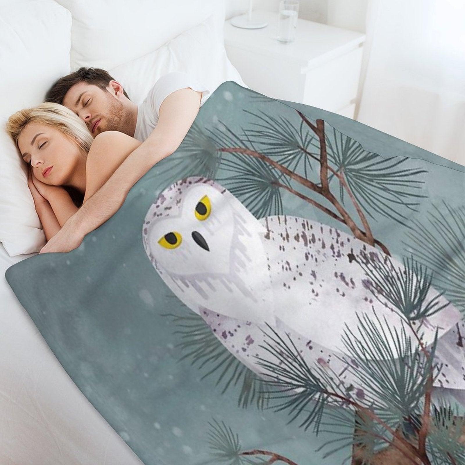 Snowy Throw Blanket