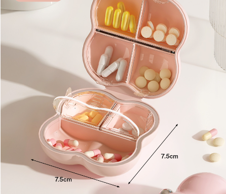 Moisture-proof and dust-proof portable large-capacity compartment storage box for 7 days of medicine