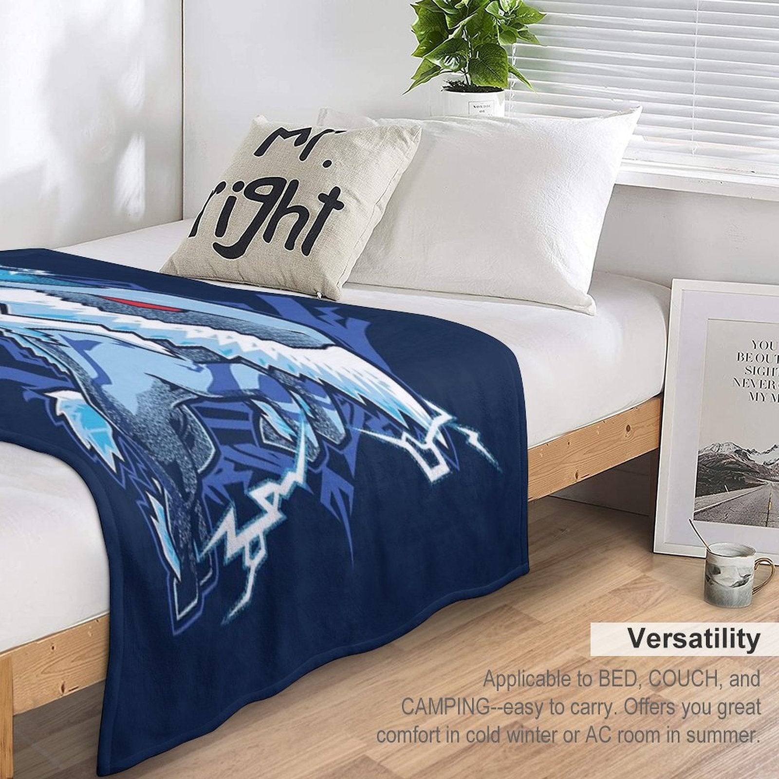 Kirin  Monster Hunter Velvety-soft Throw Blanket