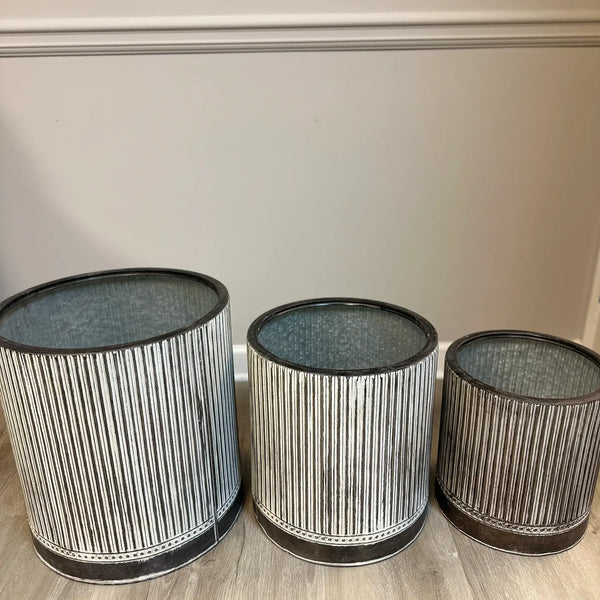 IRON BUCKET SET OF THREE VagabondVintage