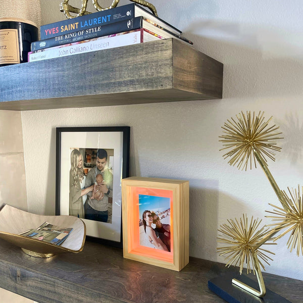 Friendship Frame – Wi-Fi Picture Frame Lamp | Share Light & Memories Long Distance