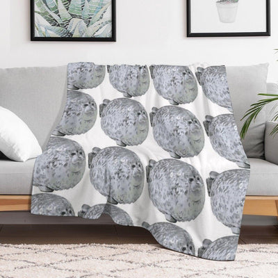 Cute Little Chonky Seal Throw Blanket