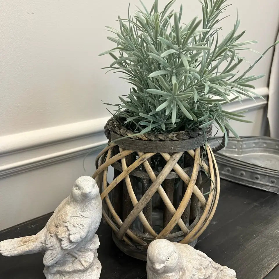 WILLOW LANTERN WITH GLASS VASE VagabondVintage