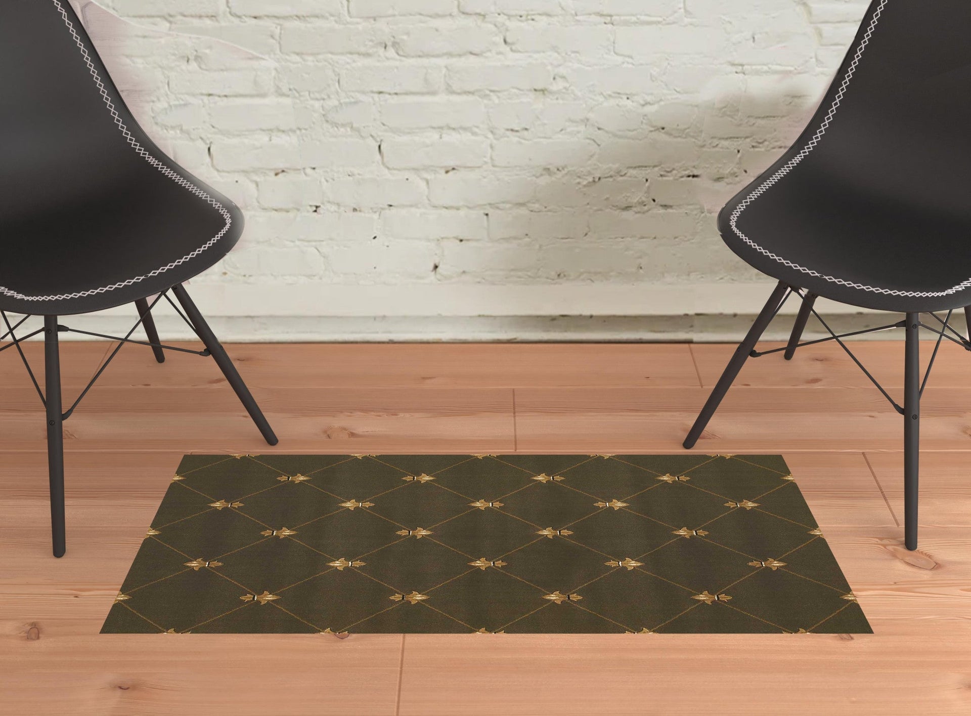 2' X 3' Green and Ivory Trellis Area Rug