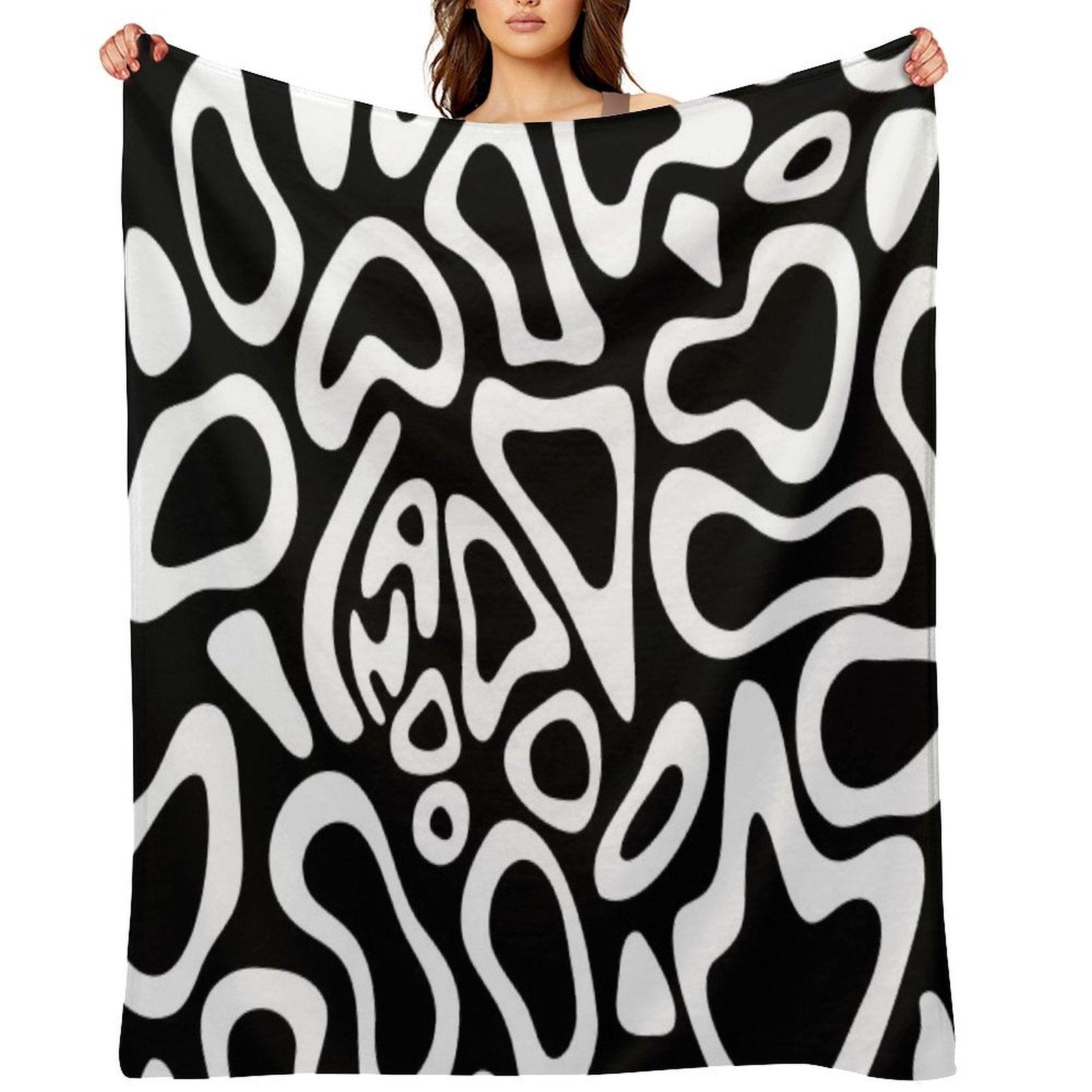 Lando Norris 2024 White Helmet Pattern Throw Blanket