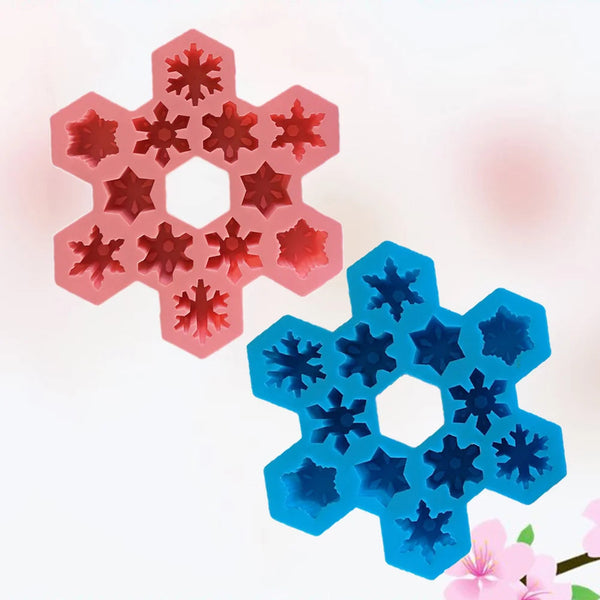 1 PCS Christmas Ice Molds Chocolate Snowflake Cookie Gummies Gummy Silicone Soap Biscuit - Gifts for You 'n Me