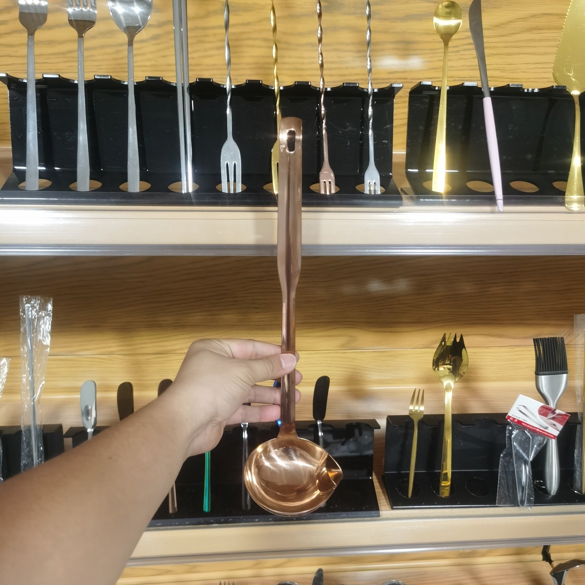 304 stainless steel oil separating spoon oil draining and filtering tool soup spoon