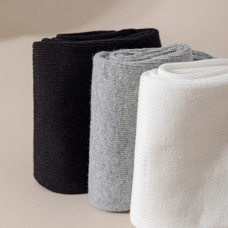 Pure cotton socks with loose cuffs for men and women