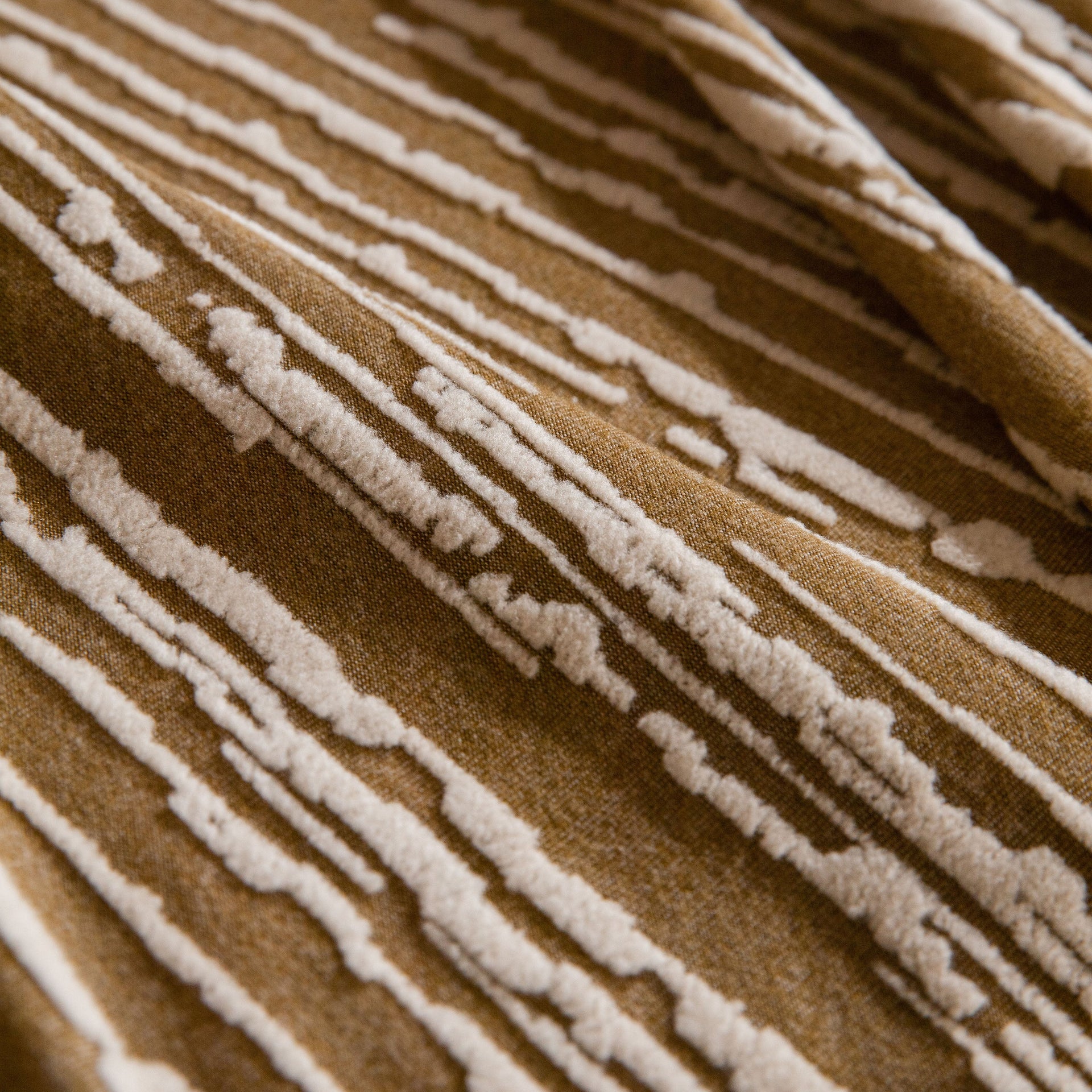 High Stretch Couch Slipcover with Abstract Stripe, Washable Non-Slip Cover for Dogs