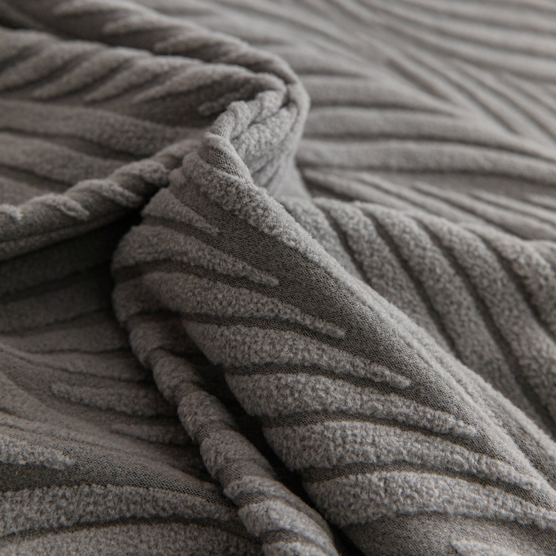 Modern Wavy Jacquard Sofa Slipcover, High Stretch Sofa Cover with 3D Organic Texture