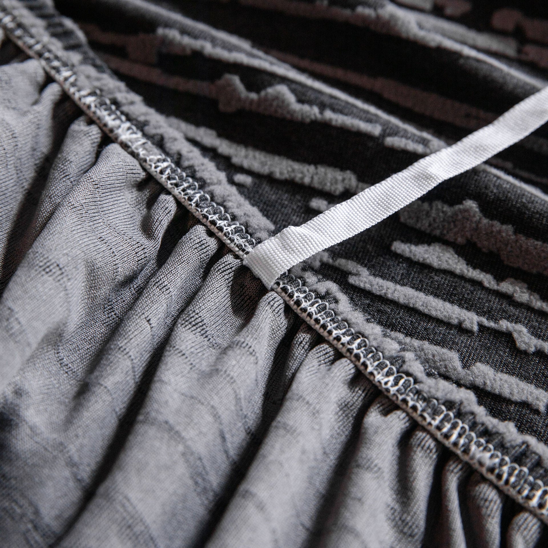 High Stretch Couch Slipcover with Abstract Stripe, Washable Non-Slip Cover for Dogs