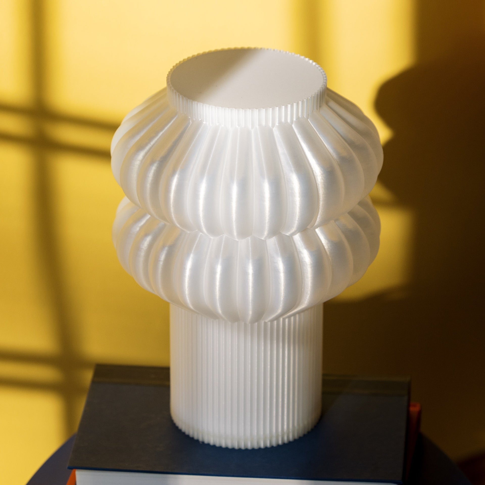 Oppi Table Lamp - Honey Terra Labs