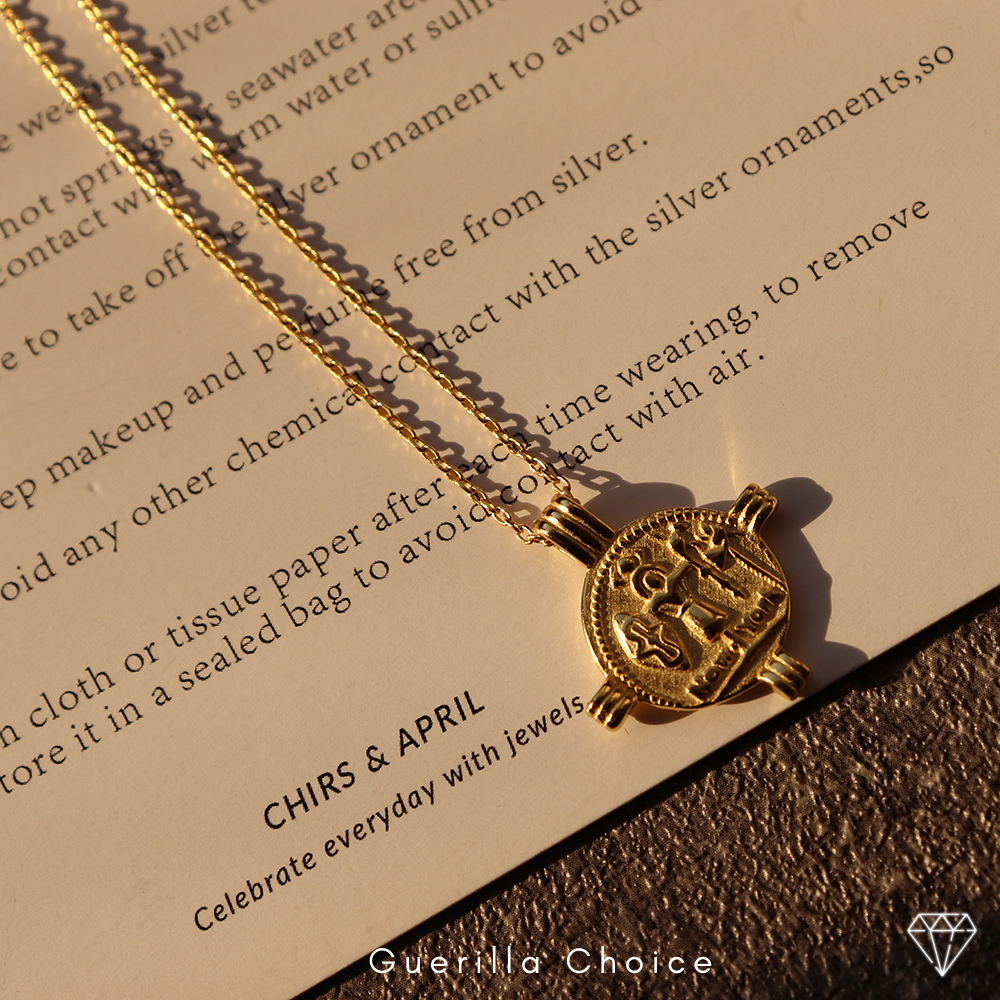 AUBREY CHARM GOLD NECKLACE