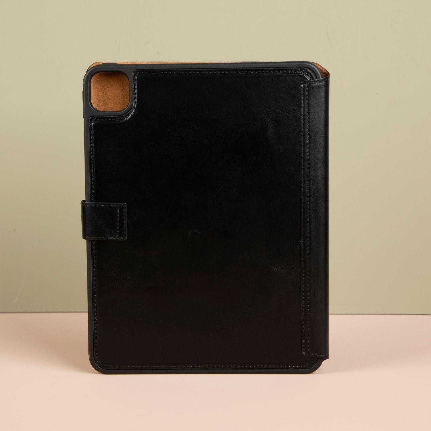 Handcrafted Leather Case for iPad Pro 11 Black | PATERSON