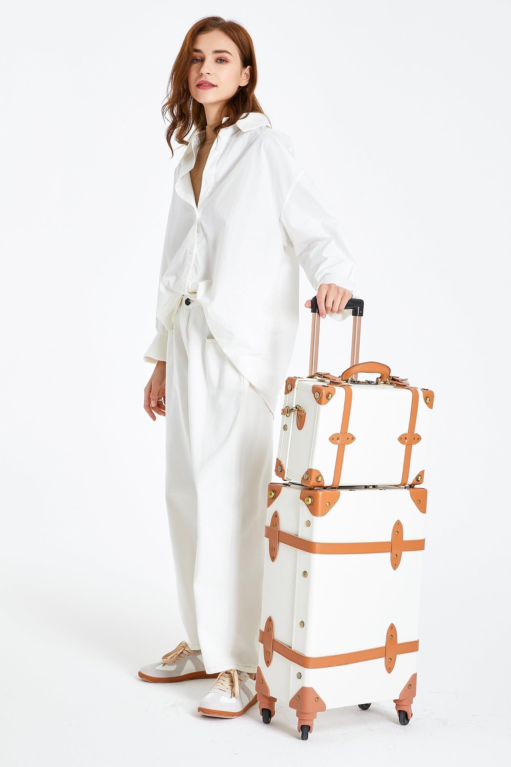 Minimalism Large Check-in Set - Train Case