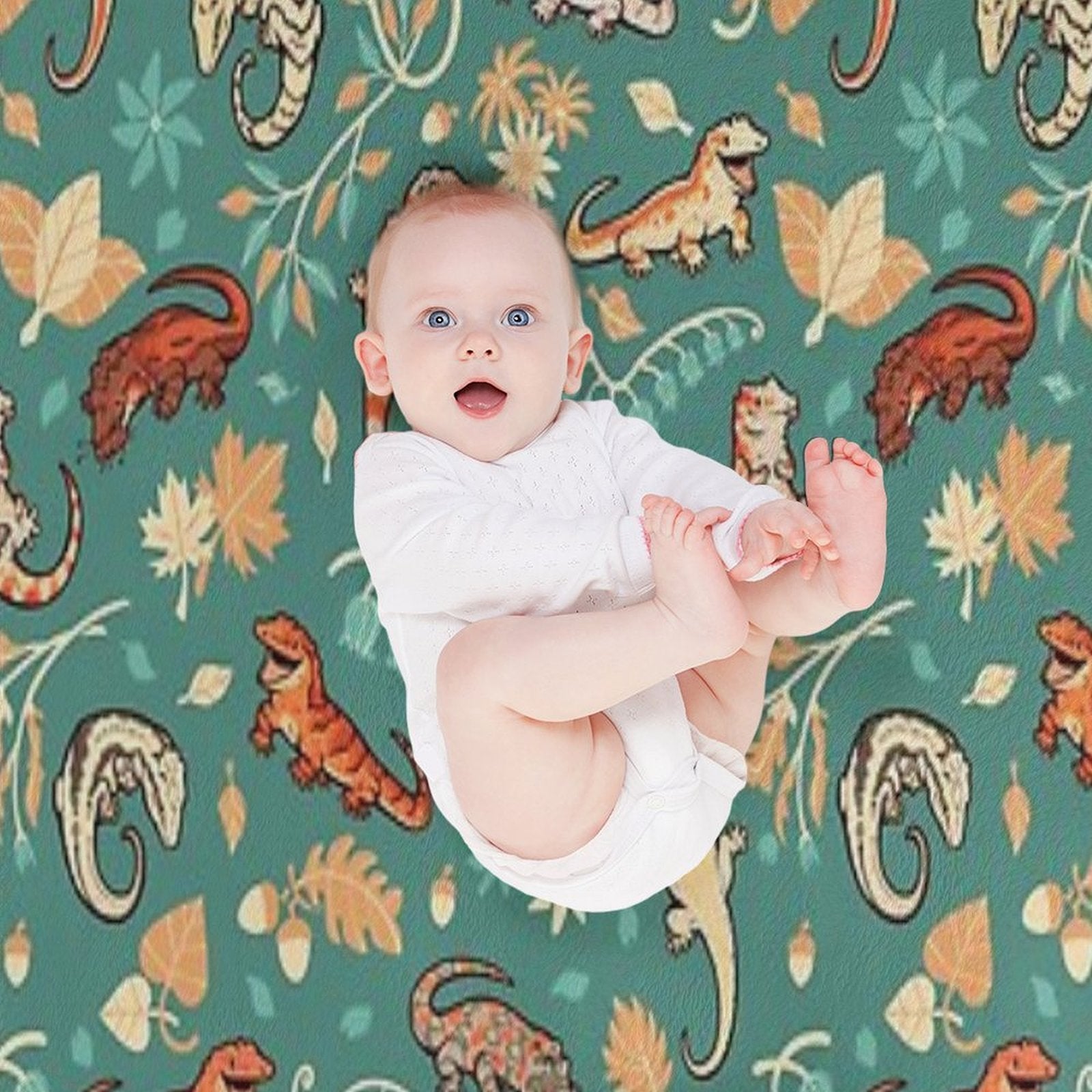 Autumn Geckos in Green Shrink-resistant Throw Blanket