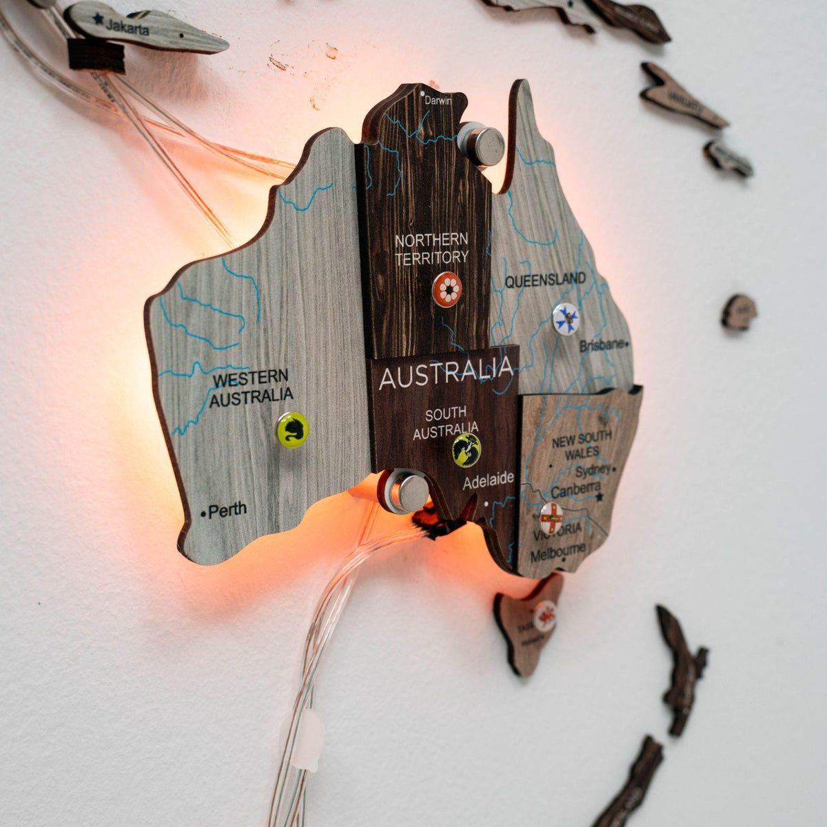 3D LED / LUMINOUS Wooden World Map 3.0 Cappuccino