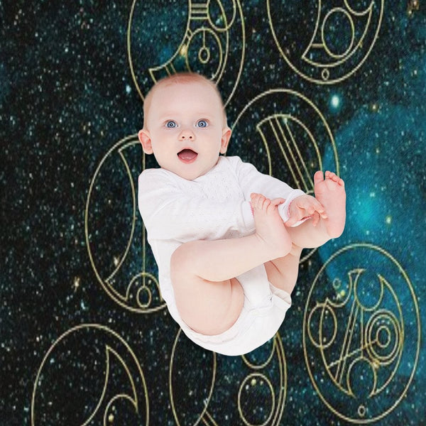 Time Lord Words in Gold on Teal Stellar Background Wrinkle-free Throw Blanket