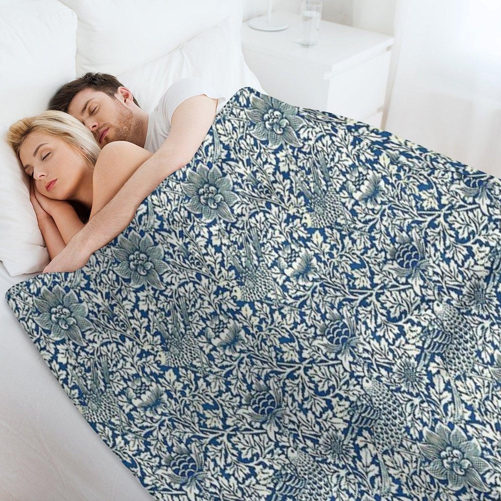 Indigo Blue And White William Morris Pattern Throw Blanket