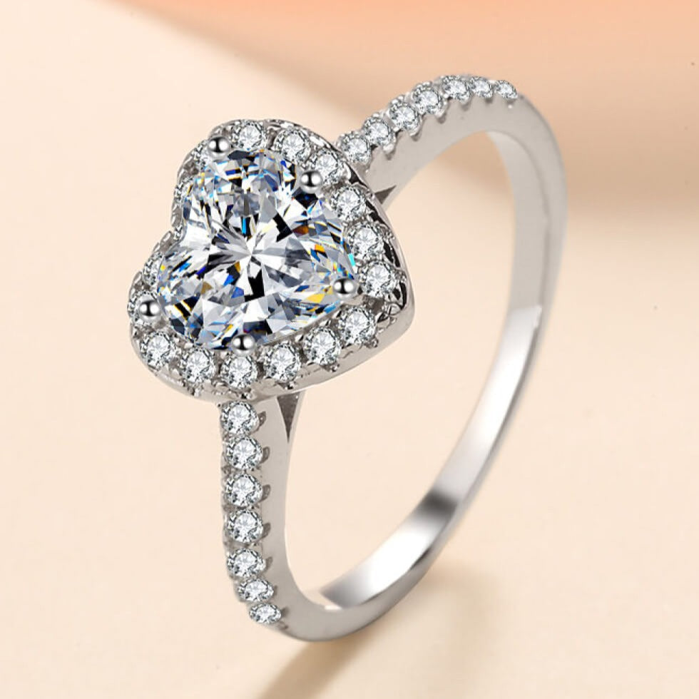 1 Carat Diamond Heart Ring