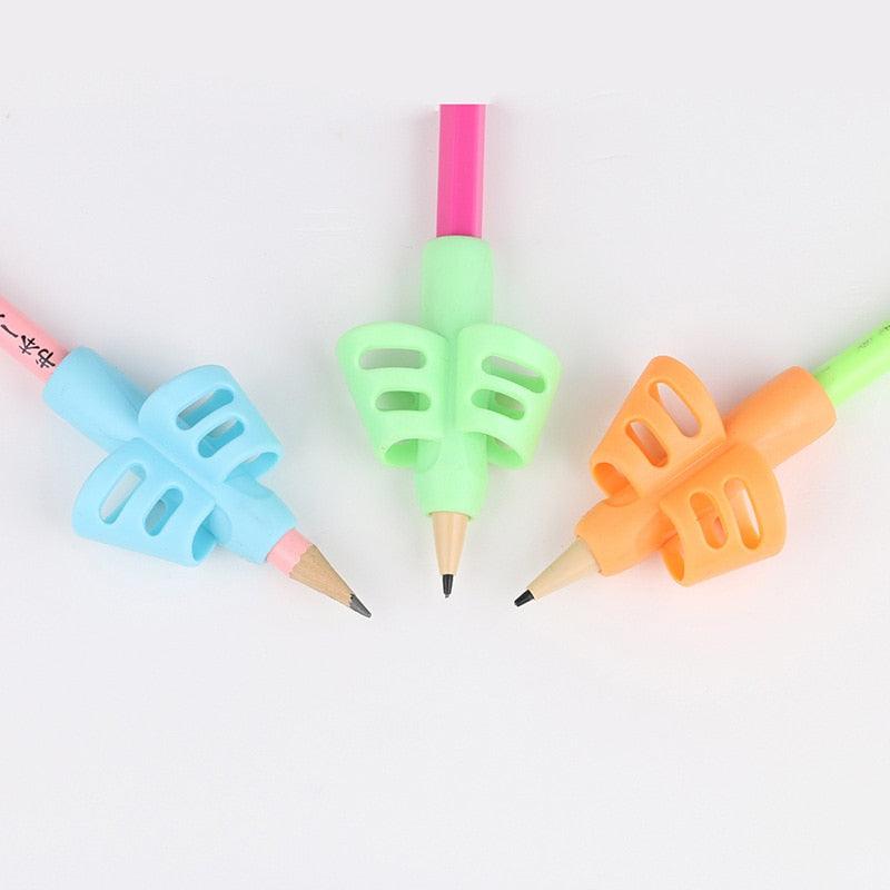 3Pcs/Set Soft Silica Pencil Grasp Two-Finger Gel Pen Grips Children Writing Training Correction Tool Pens Holding for Kids Gifts Children's School Supplies Triangular Correction Children's Writing Tool