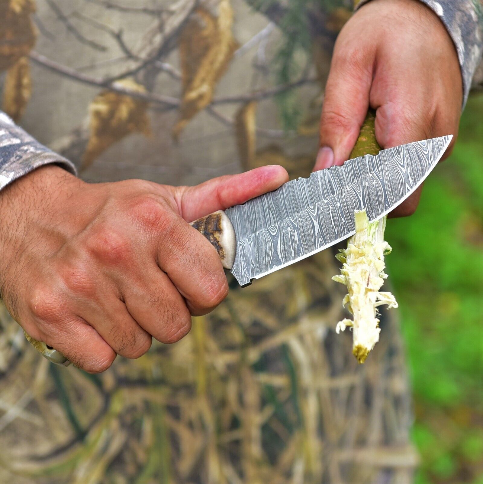 Custom Handmade Damascus Steel Skinner Knife with Sheep Horn Handle – 4.5