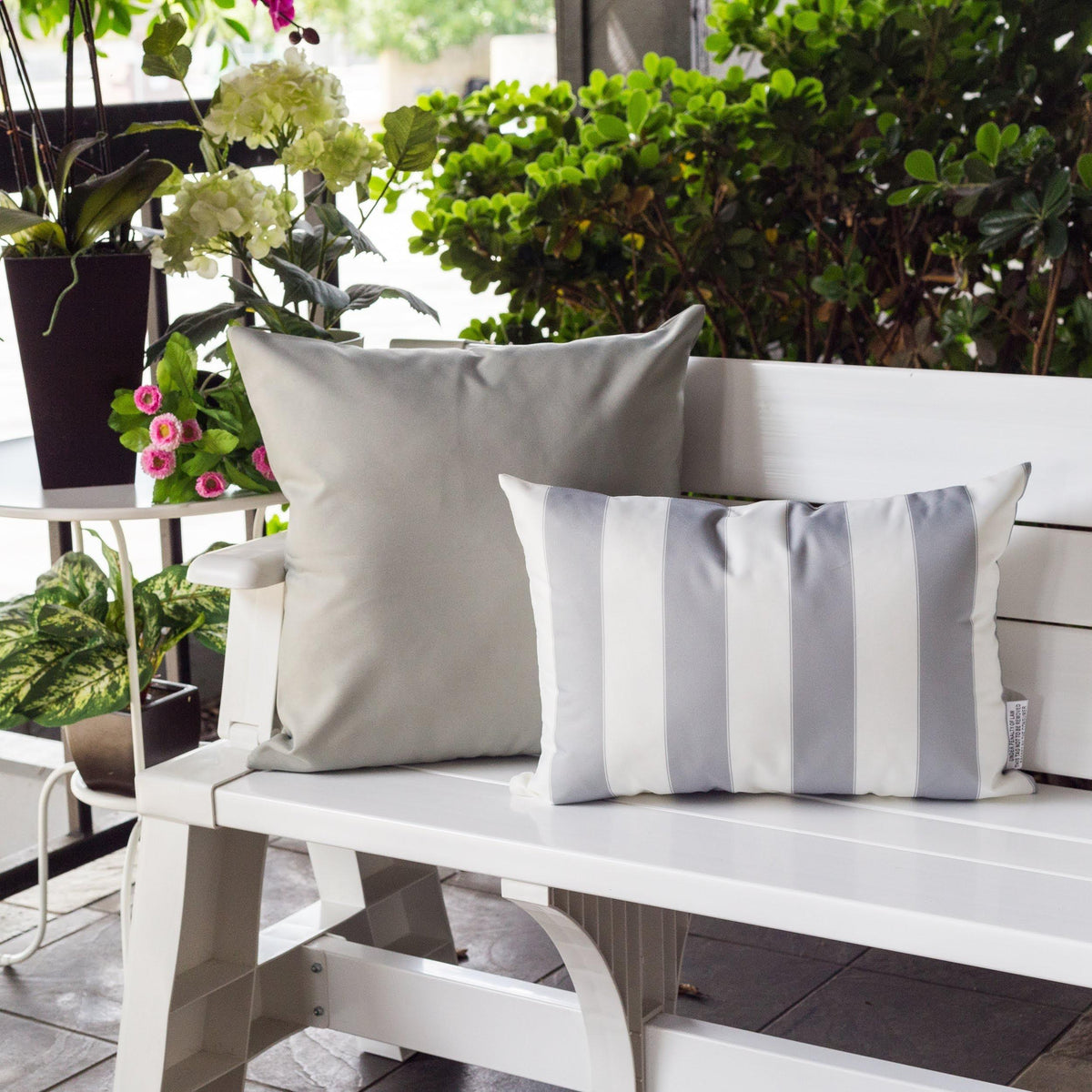 Horizon Stripe Pillow 14