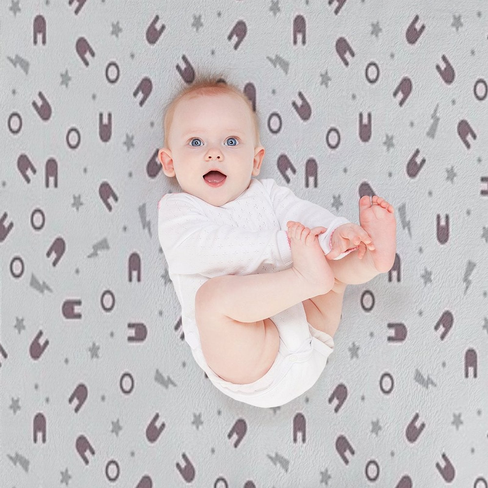 Anime Inspired Cute Kawaii Harajuku Style Grey Bolts And Stars And Chokolate Bunny Heads on Pale Beige Background Travel-friendly Throw Blanket