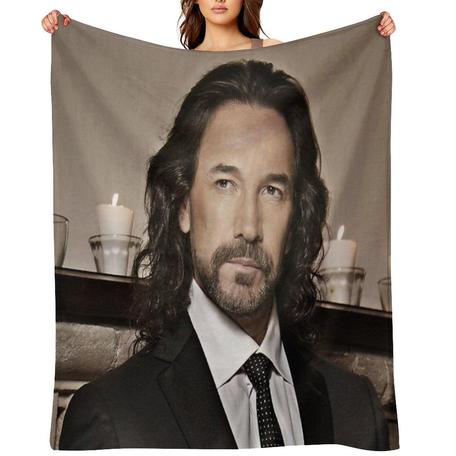 Empatlis Marco Continua American Tour 2019 Throw Blanket