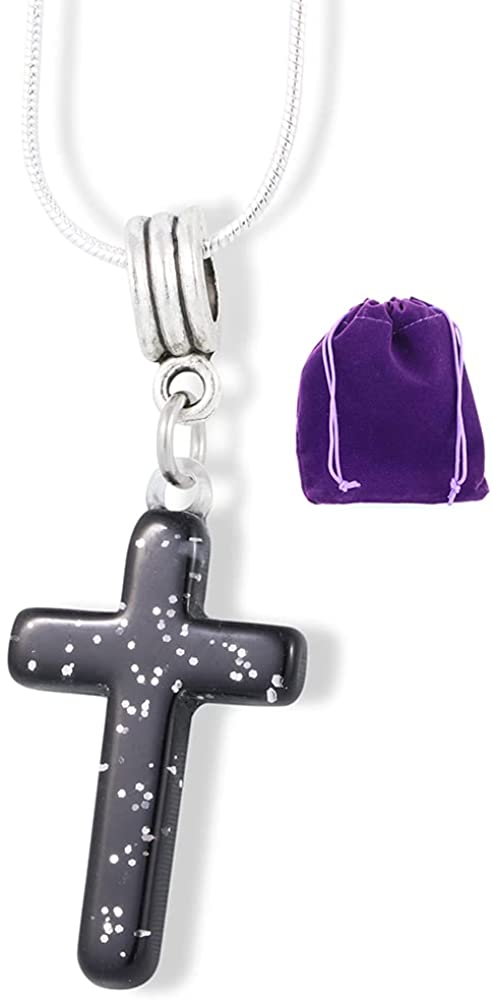 Emerald Park Jewelry Cross Plastic Charm Snake Chain Necklace