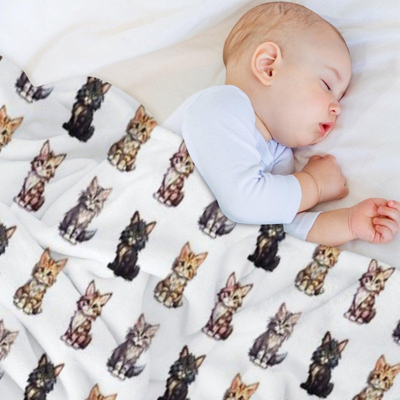 Cute Maine Coon Cats Throw Blanket