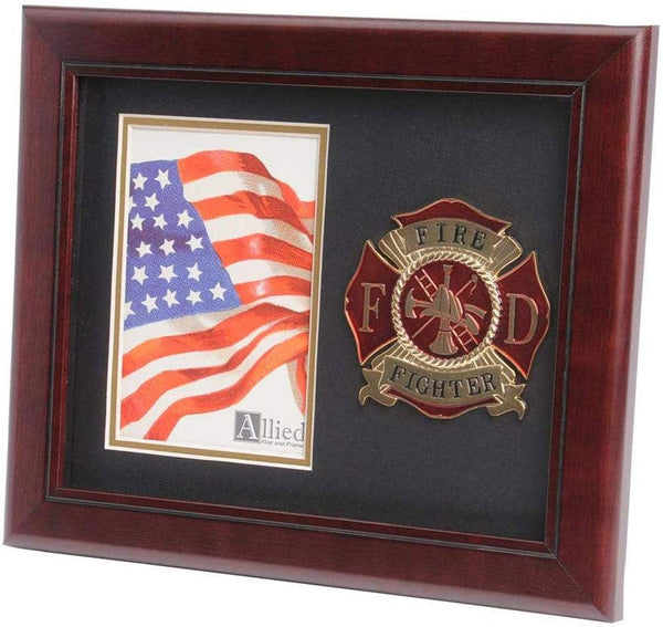 US Firefighter Medallion Portrait Picture Frame - 4 x 6 Picture Opening