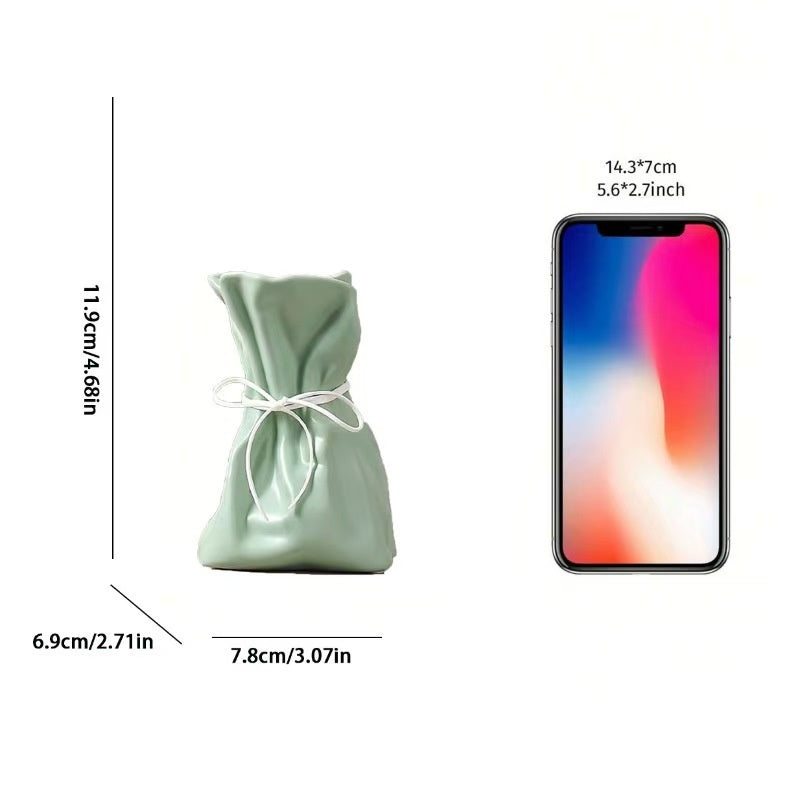 Resin Vase for Living Room and Dining Table, Flower Arrangement Decorative Piece with Elegant Style