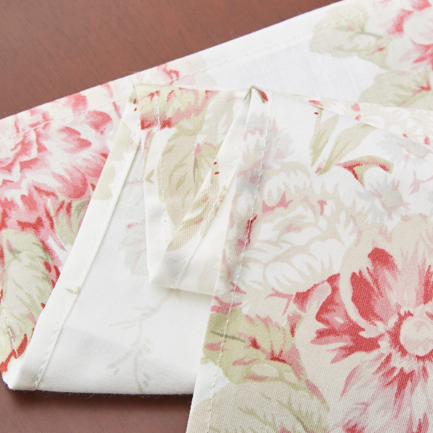 DaDa Bedding Set of 4-Pieces Hint of Mint Floral Cotton Dining Table Napkins 18