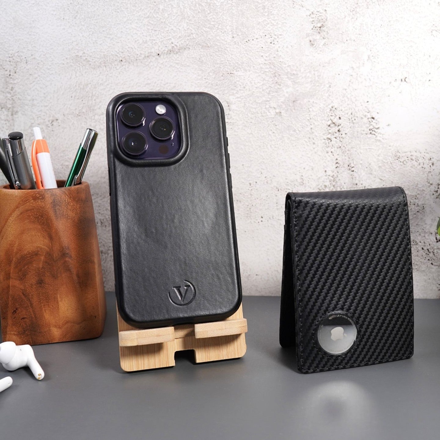 Supreme Smart VN400 AirTag Wallet