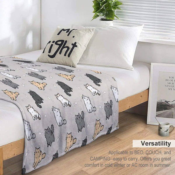 Kittens And Fish Pattern Throw Blanket