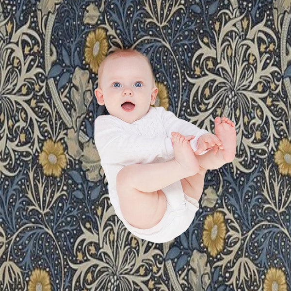 William Morris Seaweed Gift-ready Throw Blanket