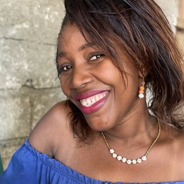 Amie Aromatherapy Earring