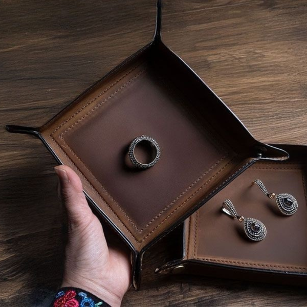 Tolredo Handcrafted Leather Valet Tray – Rich Brown