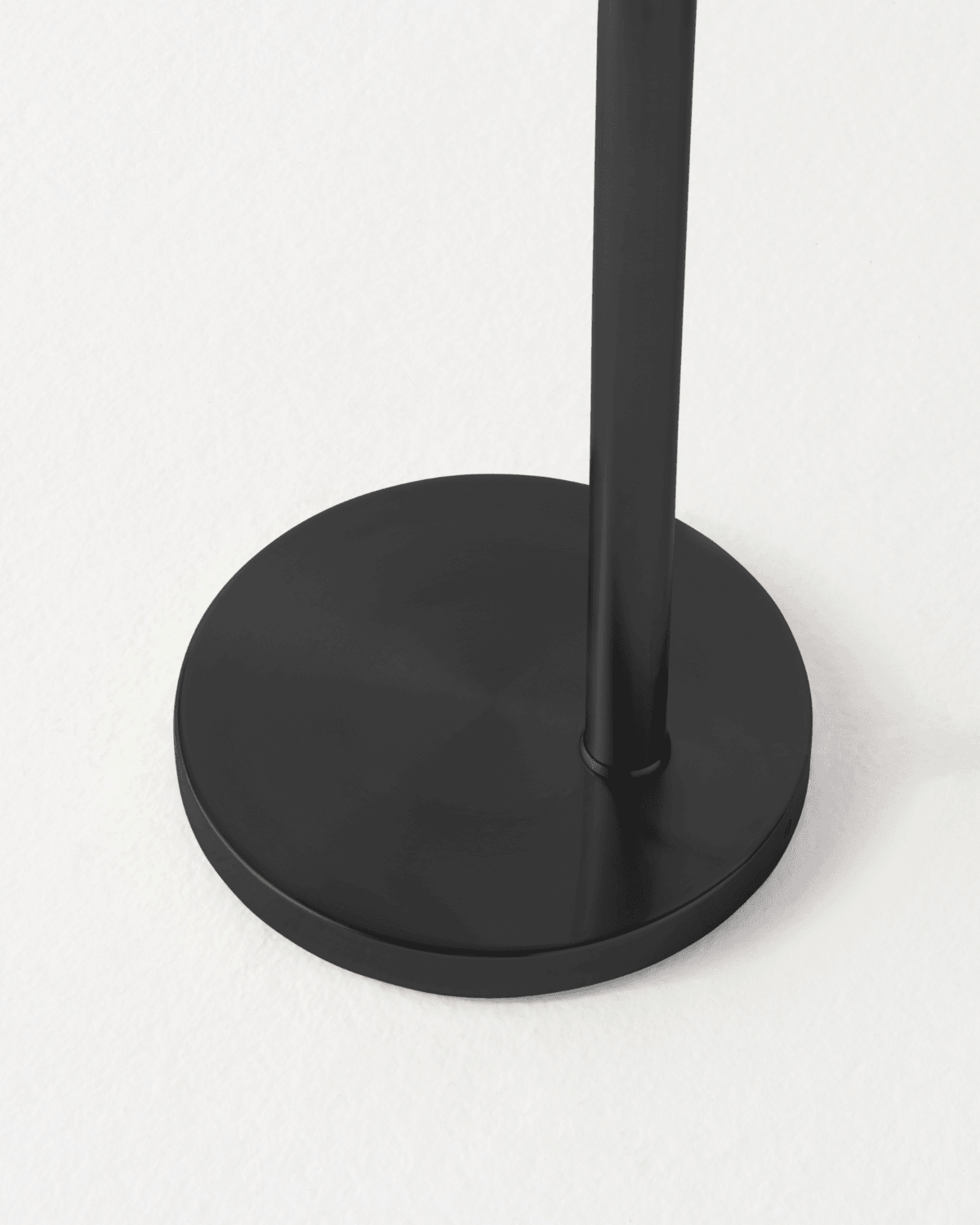 Lark Floor Lamp