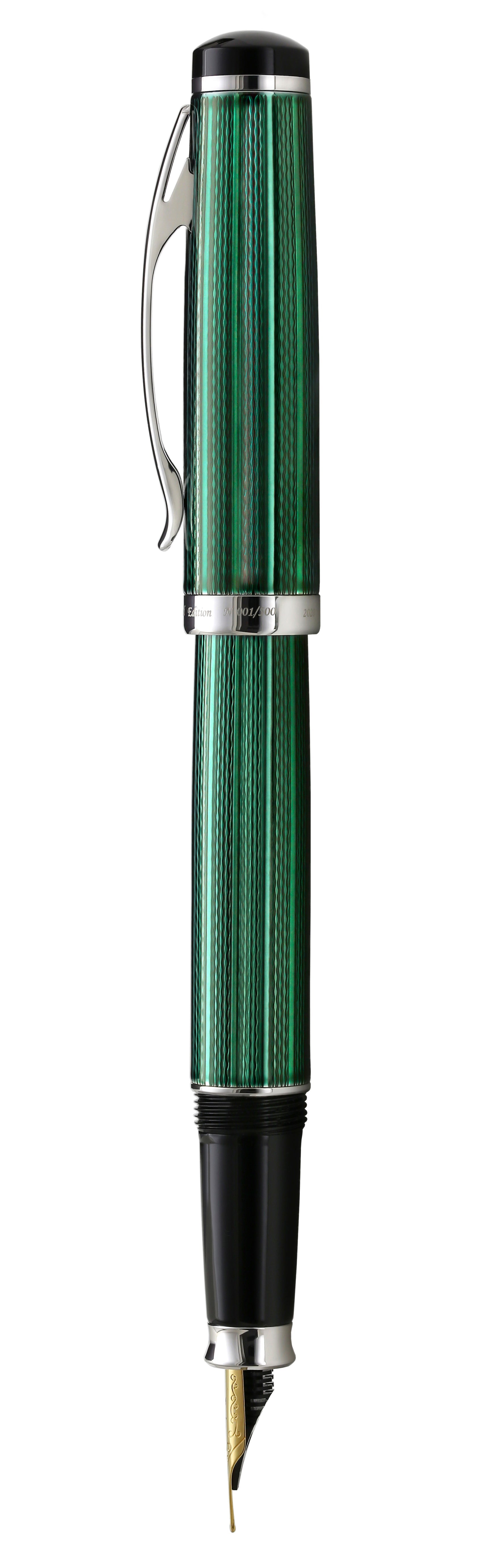 Incognito Diamond-Cut Lacquered Brass Fountain Pen (Fine Nib) - Forest Green