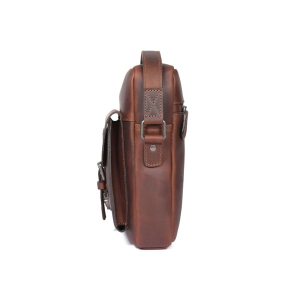 Voyager Leather Messenger Bag
