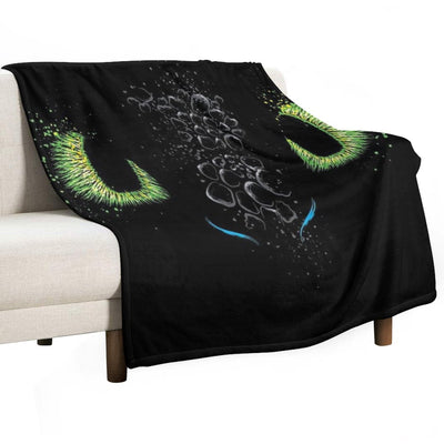 The Eyes Of The Dragon Velvety-soft Throw Blanket